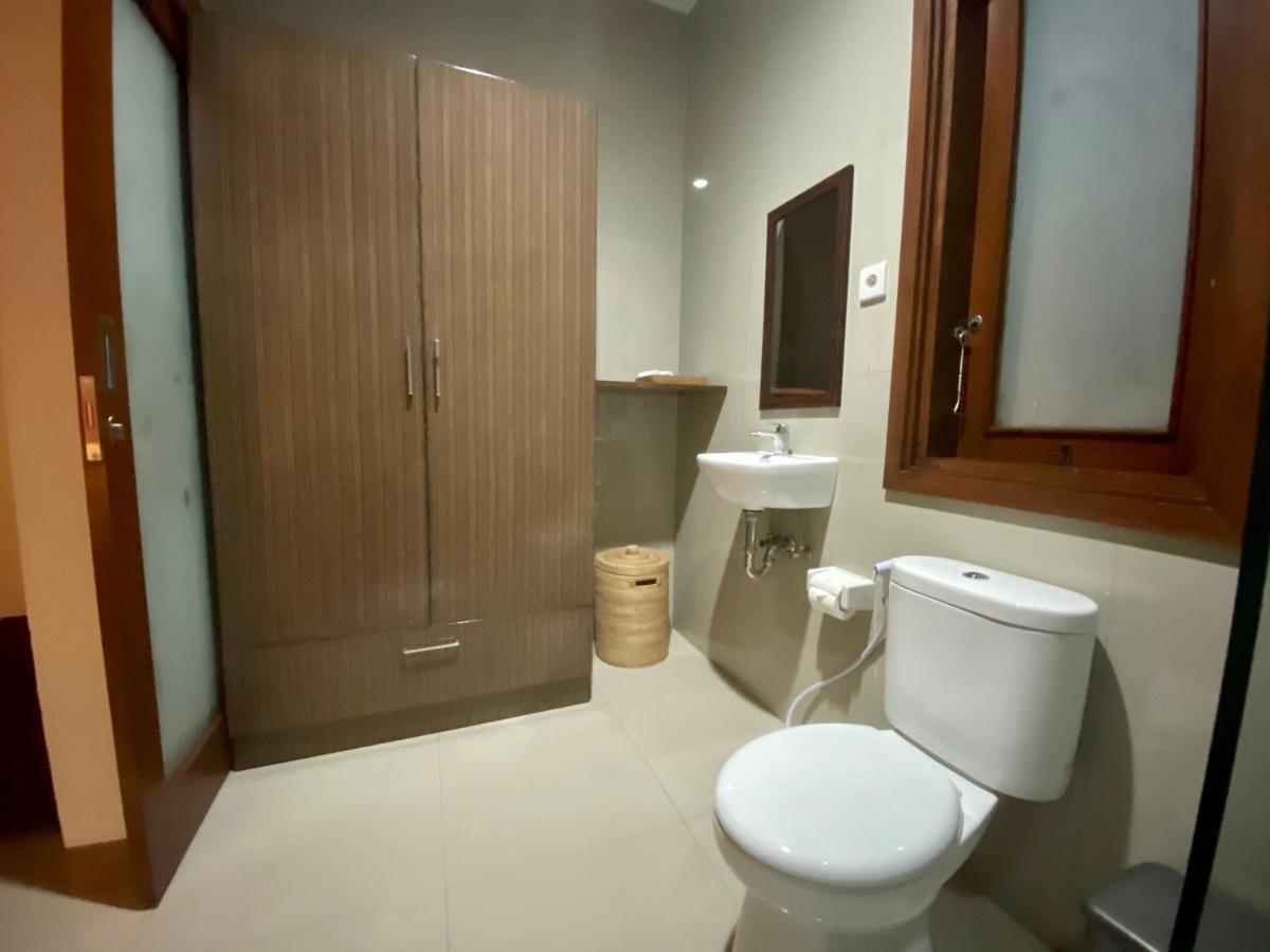 Dikubu Belong Seminyak Otel Dış mekan fotoğraf